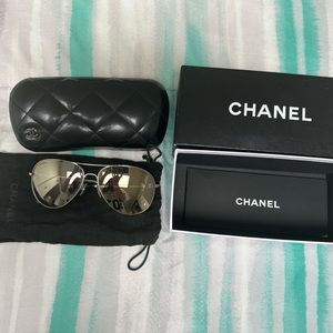 100% AUTHENTIC CHANEL Sunglasses Silver Black Frame Aviator/Gray